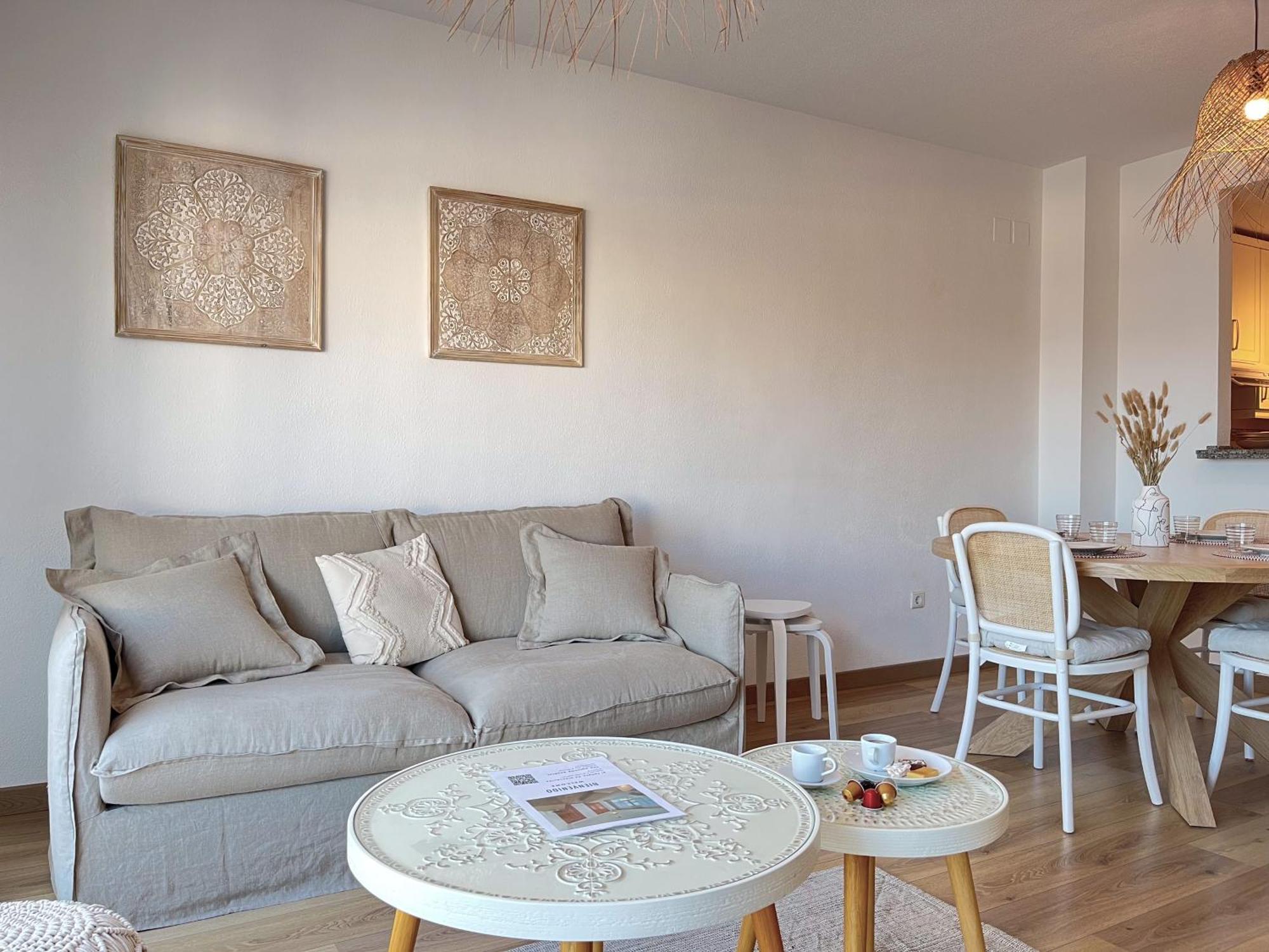 Appartement Spacieux Avec Terrasse Et Piscine 베날마데나코스타 외부 사진