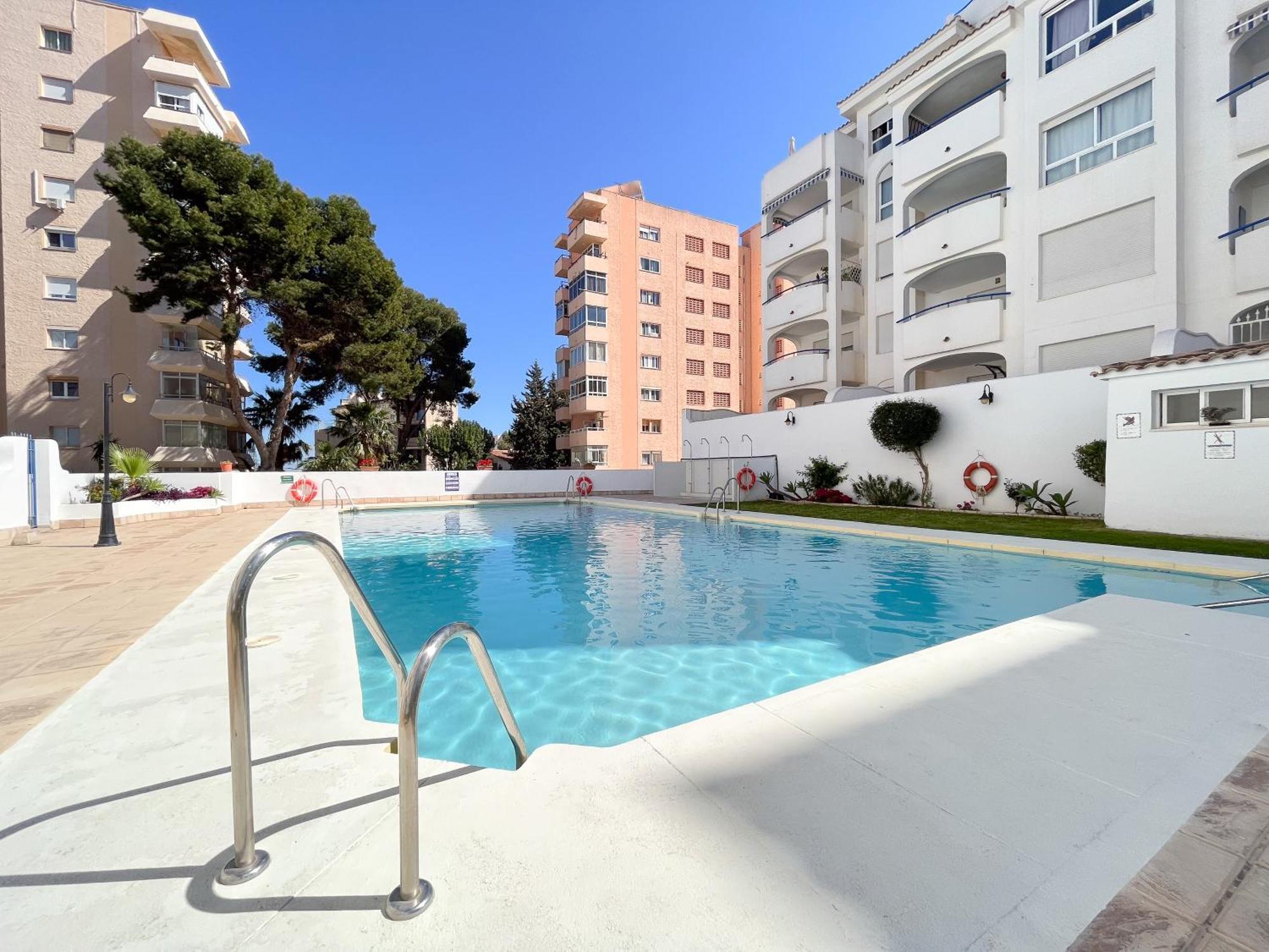 Appartement Spacieux Avec Terrasse Et Piscine 베날마데나코스타 외부 사진